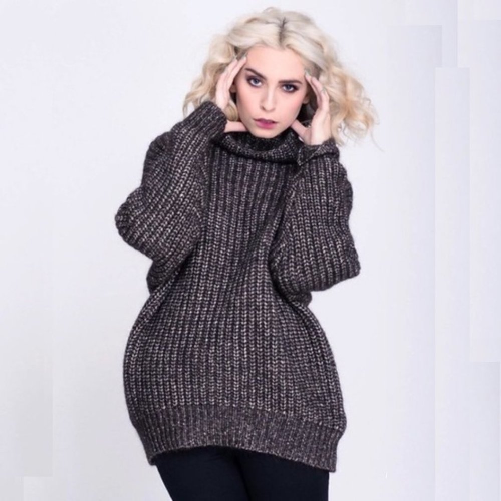 Aritzia Wilfred Montpellier Sweater